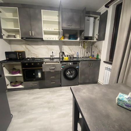 2 Cosy Apartment In Townhouse Near Airport Evn Geghanist  Luaran gambar