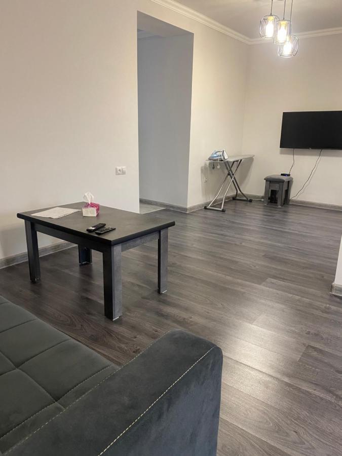 2 Cosy Apartment In Townhouse Near Airport Evn Geghanist  Luaran gambar